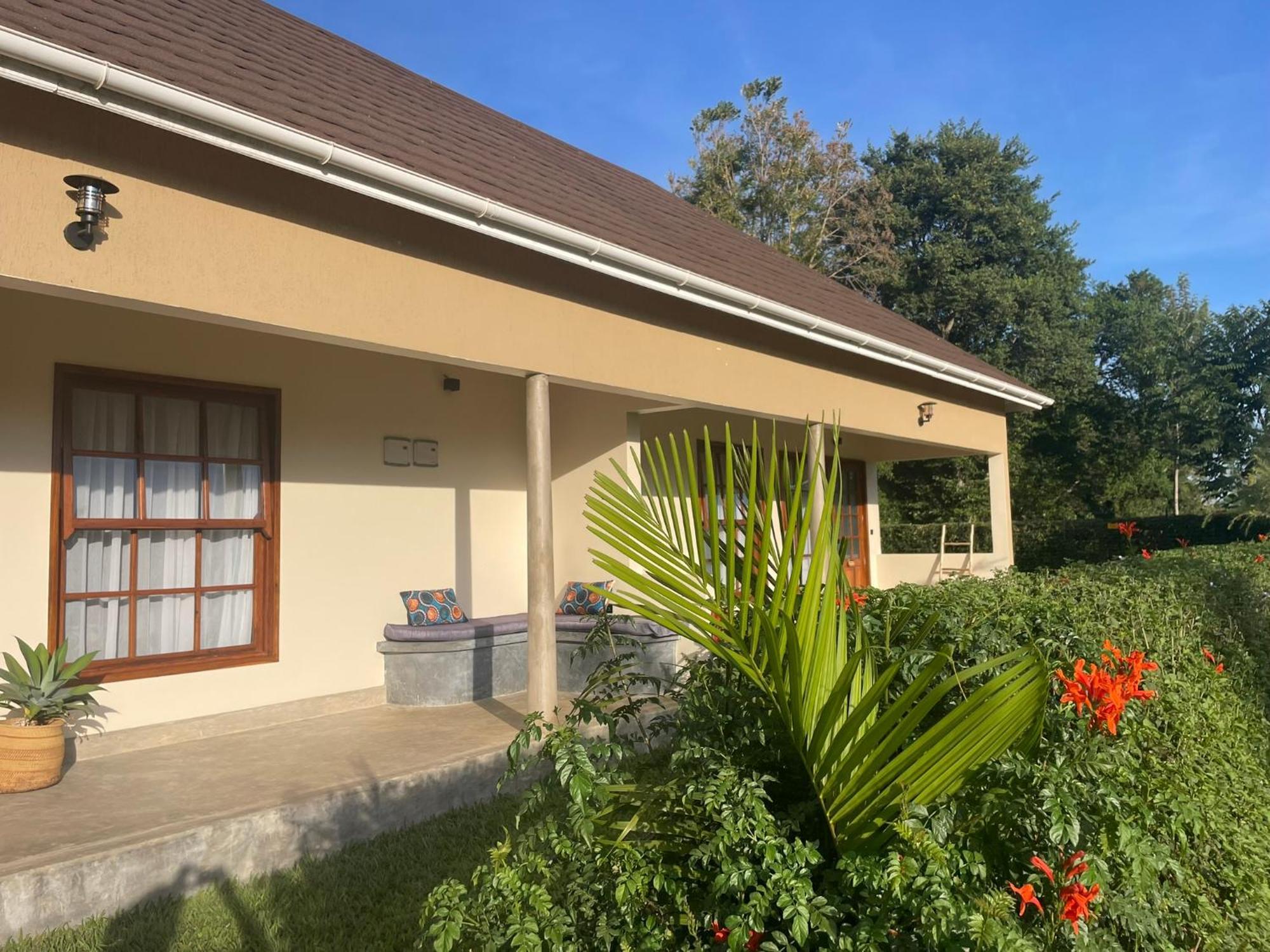 Tanzania Safari Lodge Аруша Экстерьер фото