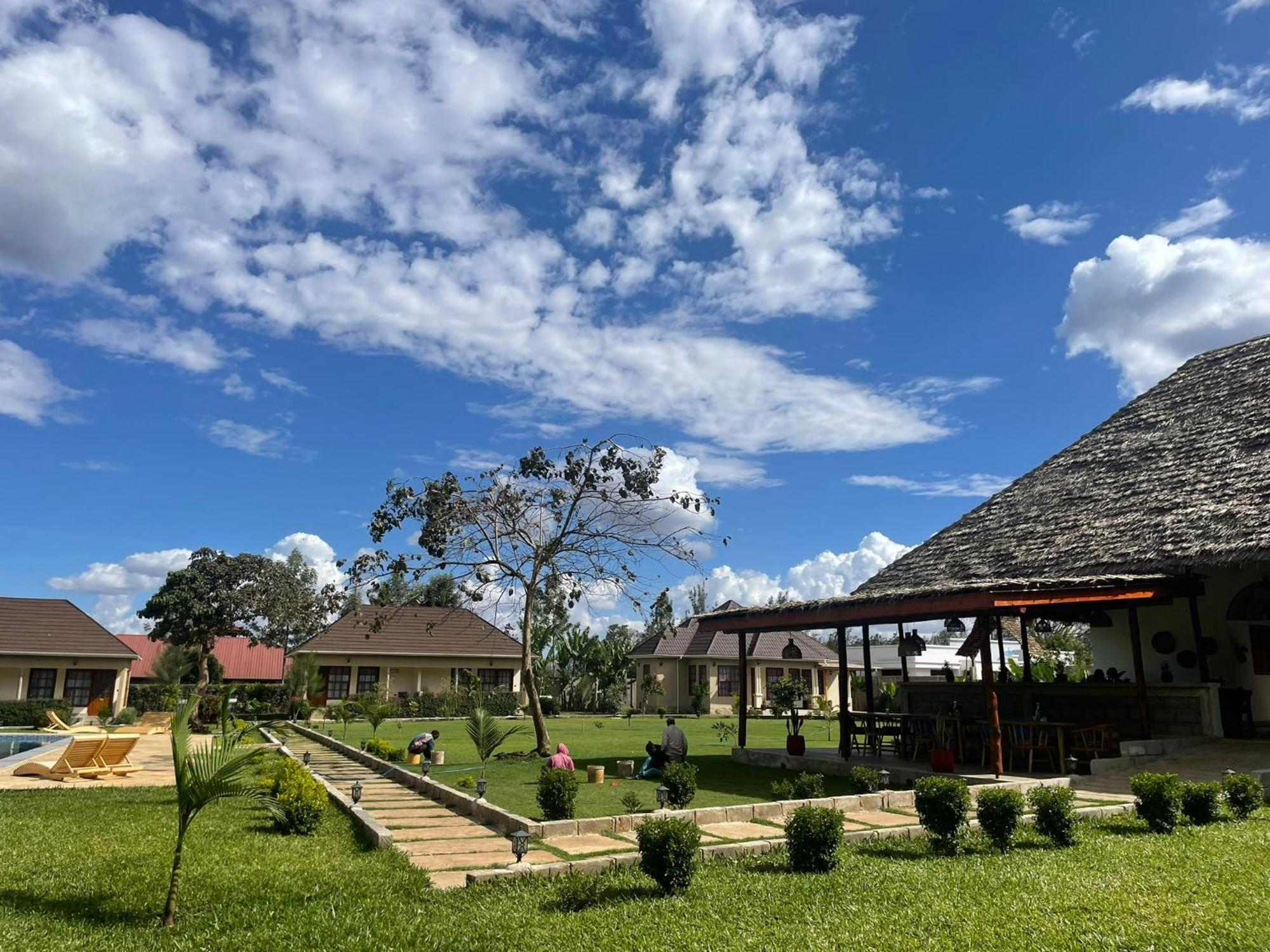 Tanzania Safari Lodge Аруша Экстерьер фото