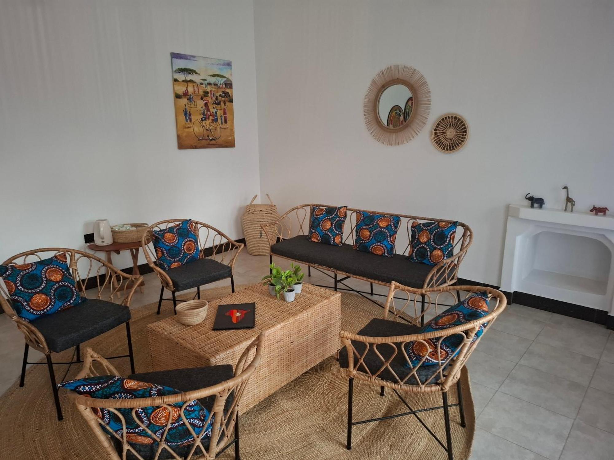 Tanzania Safari Lodge Аруша Экстерьер фото